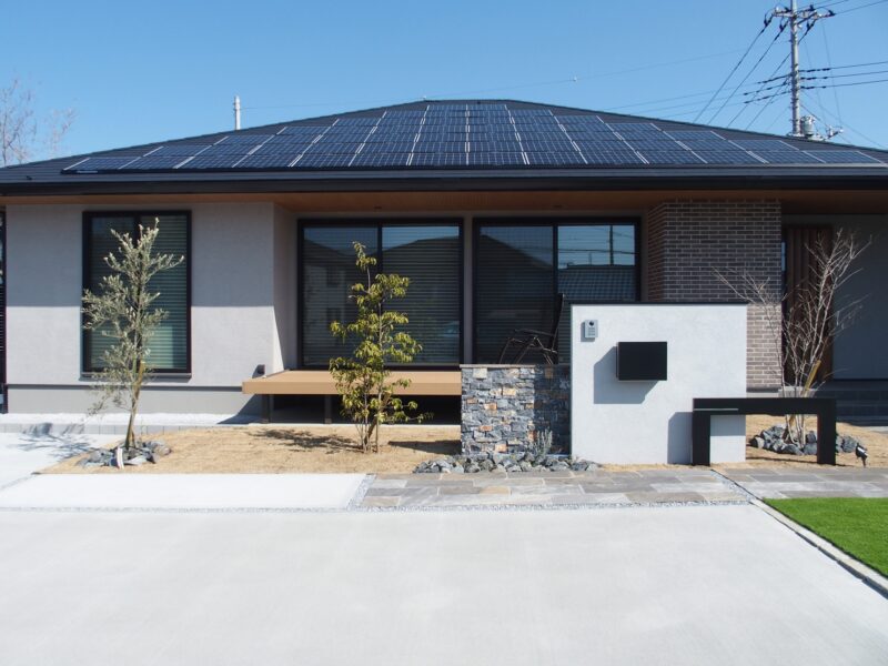 調和をデザインした理想の外構